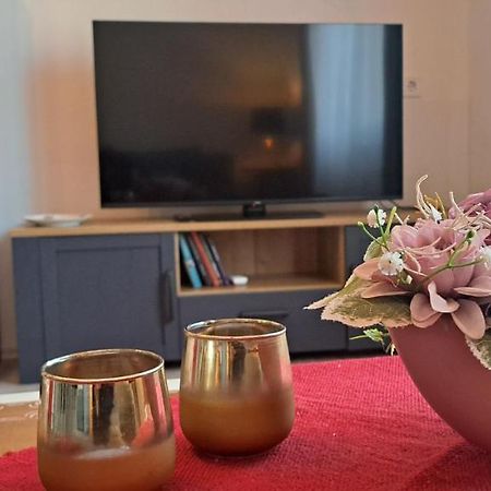 Napraforgo Apartman Apartment Szeged Bagian luar foto